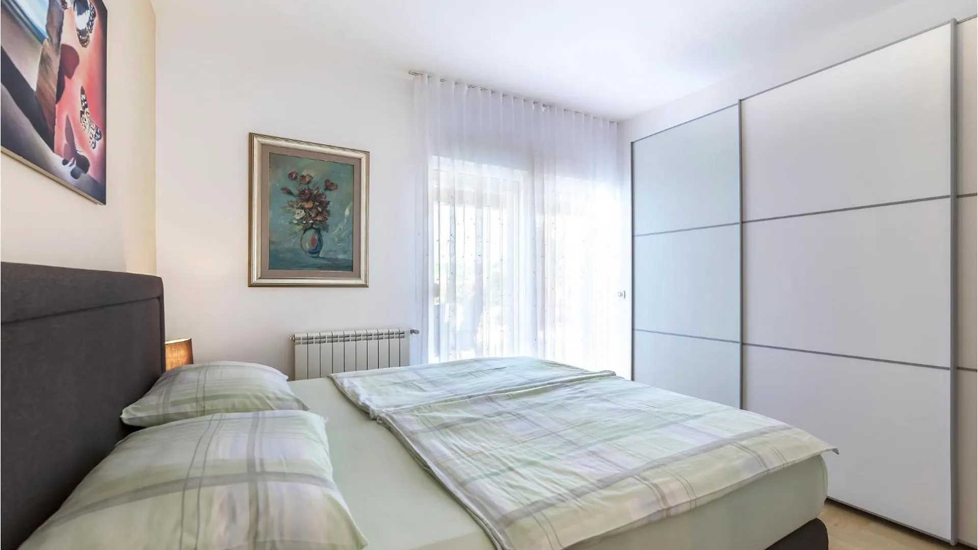 Lovely Apartment In Banjole With House Sea View Croatia