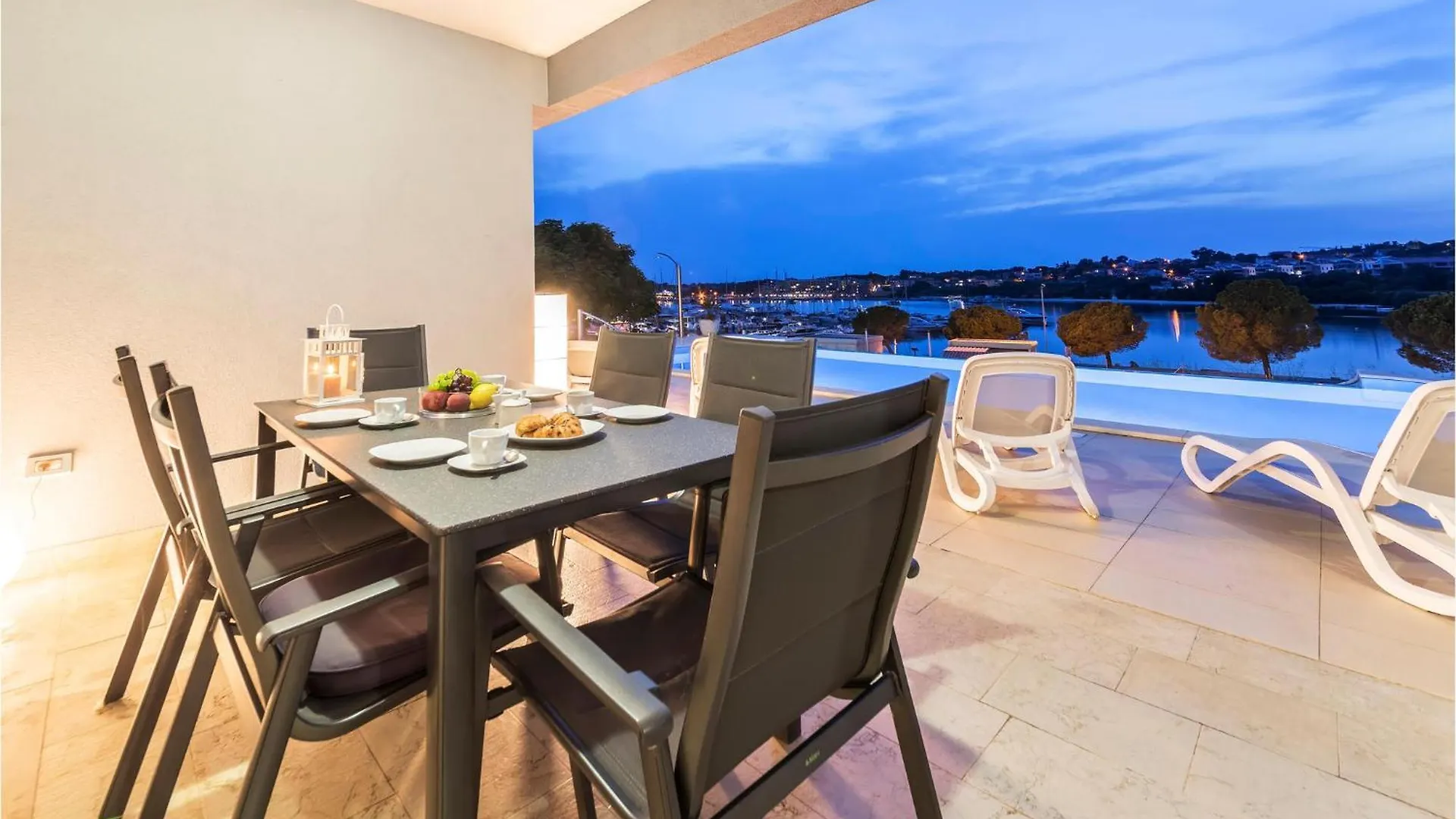 Lovely Apartment In Banjole With House Sea View